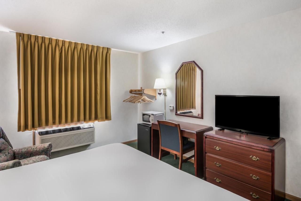 Americas Best Value Inn-Wenona Exteriér fotografie