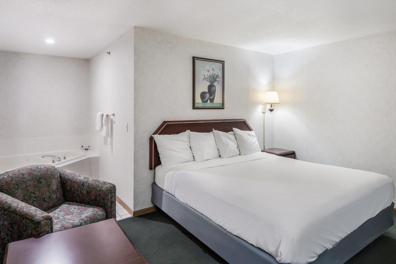Americas Best Value Inn-Wenona Exteriér fotografie