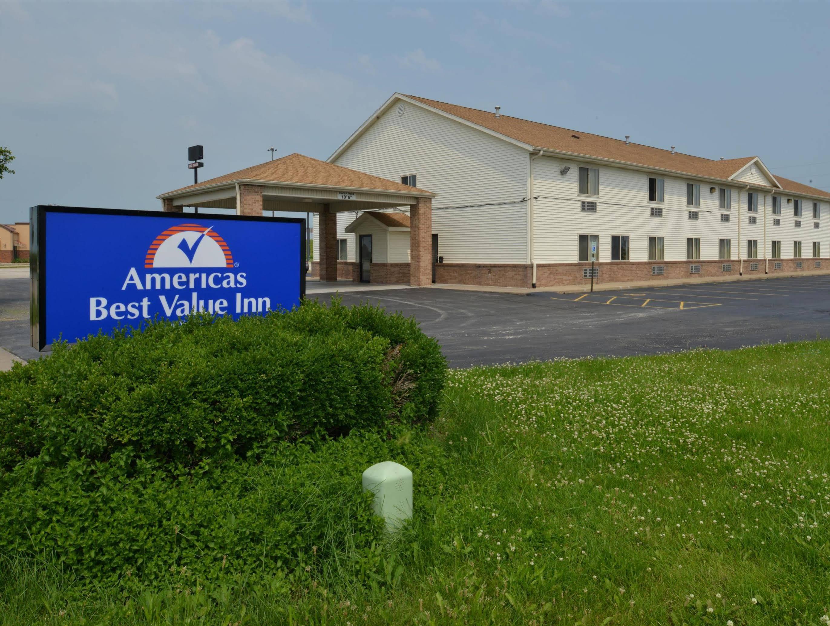 Americas Best Value Inn-Wenona Exteriér fotografie