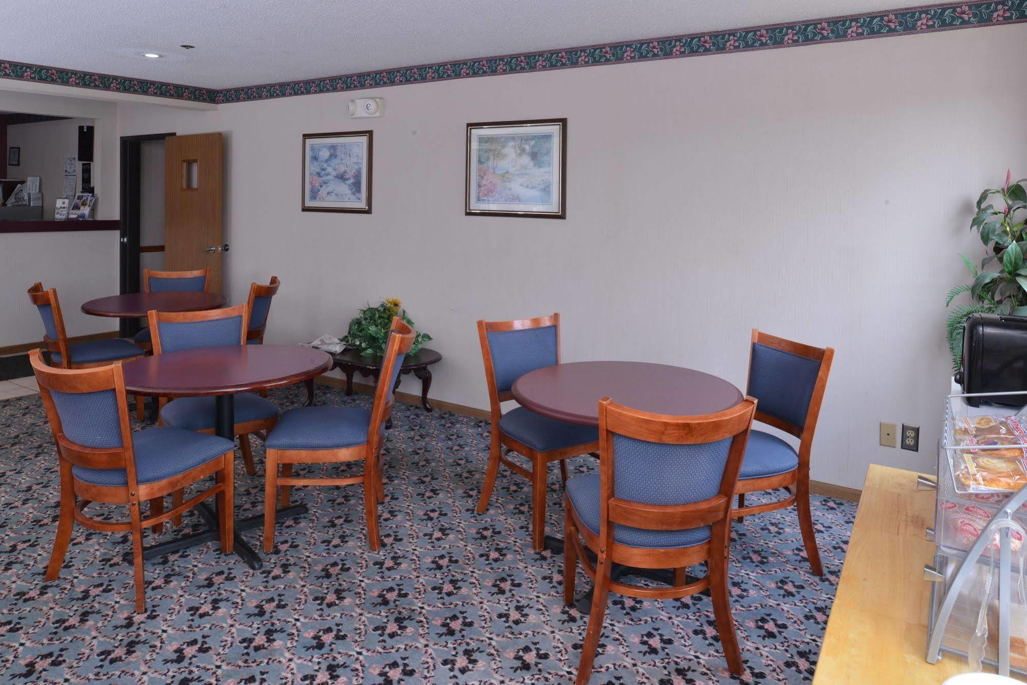 Americas Best Value Inn-Wenona Exteriér fotografie